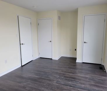 For Lease - 510 North Service Road Unit# 18, Grimsby, Ontario - Photo 2