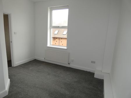 Moon Avenue - Photo 5