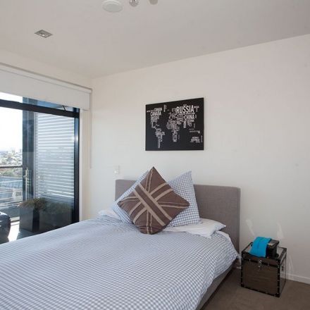 Modern Uptown Apartment in Mt Eden - Photo 1