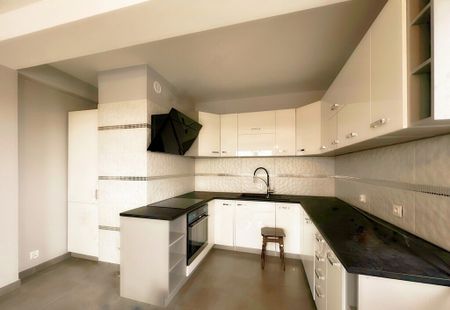 3 sypialnie| klimatyzowane| 80m do przystanku - Фото 4