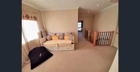 Family unit close to choice schools - Photo 4