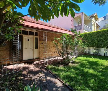 DOUBLE-FRONTED COLONIAL-STYLE TWO-LEVEL HOME - Photo 3