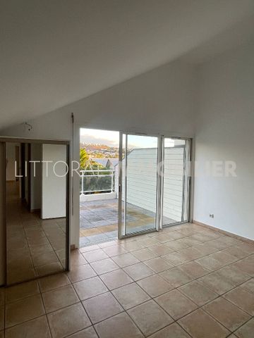 Location Appartement 4 pièces 79m² - Photo 2