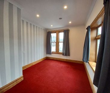 2-Bedroom Apartment - Photo 2