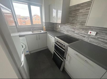 1 bedroom flat to rent - Photo 4