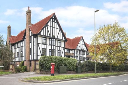 Queens Close, Lammas Lane, Esher, Surrey, KT10 flat to rent - Photo 5