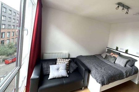 Silver Courtyard Studio - Photo 3