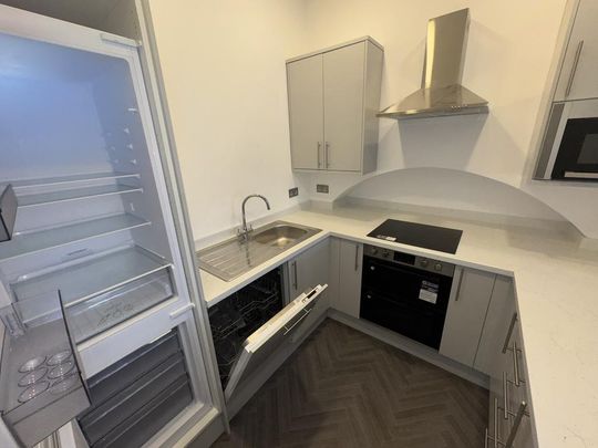 3 bedroom apartment to rent - Photo 1