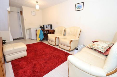 2 bedroom terraced house to rent - Photo 3