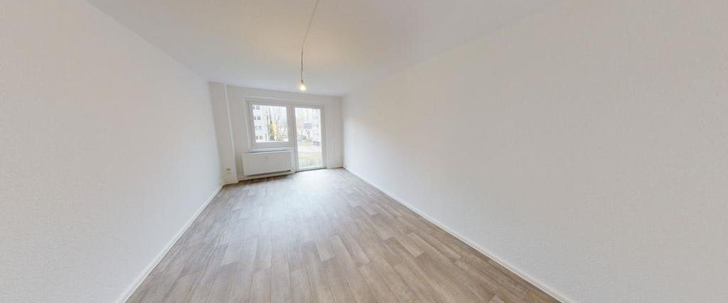 Große 2-Raum-Wohnung mit Balkon - Foto 1