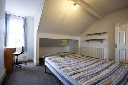 3 bedroom terraced house to rent - Photo 4