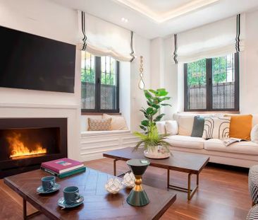 Calle Pescadores, Sevilla, Andalusia 41002 - Photo 4