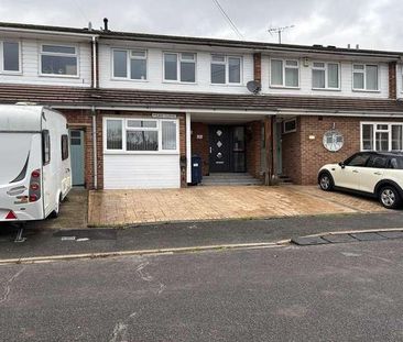 Mead Close, SL7 - Photo 4