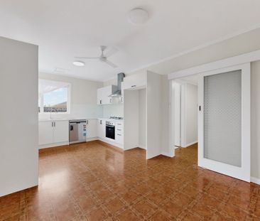 1 Highlands Ave, Airport West, Vic 3042 - Photo 2