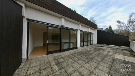 Großzügige 2,5-Zimmer-Wohnung mit schöner Dachterrasse nahe des Dreiflüssehofs! - Foto 4