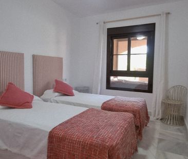 Apartment in Hacienda del Sol, Costa del Sol - Photo 4