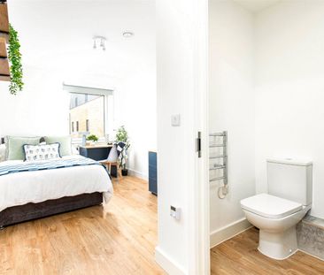 West Street, - Photo 2