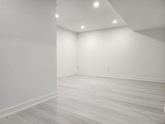 For Lease - 31 Fairlin Drive Unit# Lower, Toronto, Ontario - Photo 1