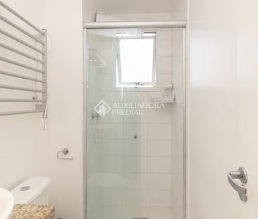 Apartamento com 2 quartos e 45m² para alugar em Cristal, Porto Alegre. - Foto 1