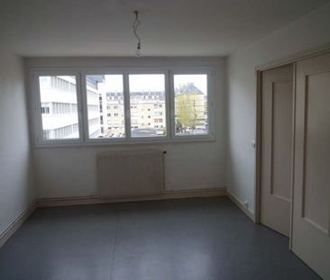 Location Appartement 2 pièces 49m² - Photo 6