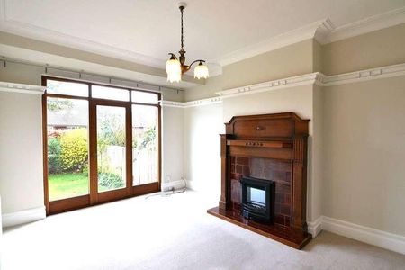 Deneholm, Monkseaton, Tyne And Wear, NE25 - Photo 2