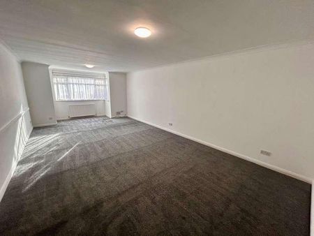 St. James's Road, Gravesend, DA11 - Photo 2