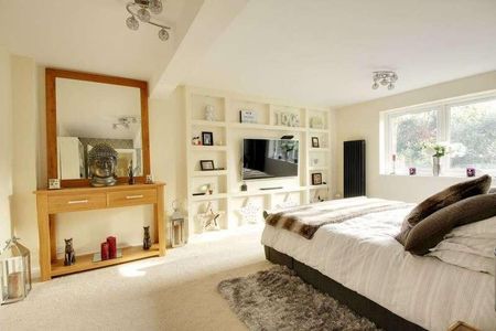 Acorn Lane, Cuffley, Potters, EN6 - Photo 5