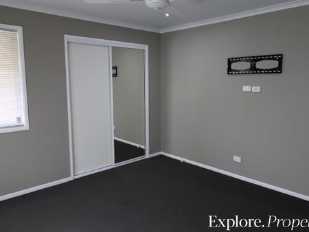 Beautifully presented home in Beaconsfield - Photo 2