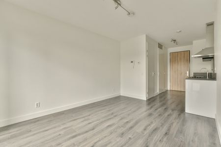 Te huur: Huis Waldorpstraat 802 in Den Haag - Foto 4
