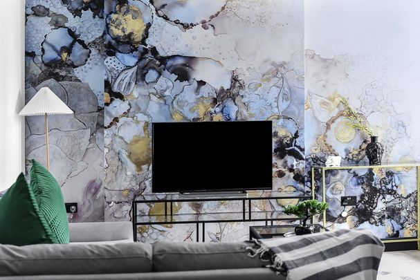 3 bedroom serviced apartment to rent - Photo 1