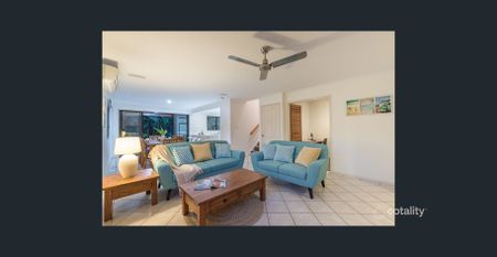 Walk to Noosa River! - Photo 2