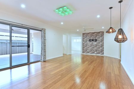 6 Elettra Street, Cameron Park - Photo 3