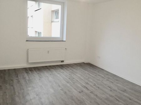 Schöner Wohnen beginnt hier - Schicke 3-Zimmer-Wohnung mit Balkon - Photo 3