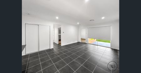 Spacious Family Home - Photo 5