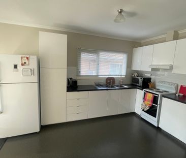 Athelstone - Photo 6