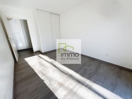 Location Appartement 3 pièces 61m² - Photo 5