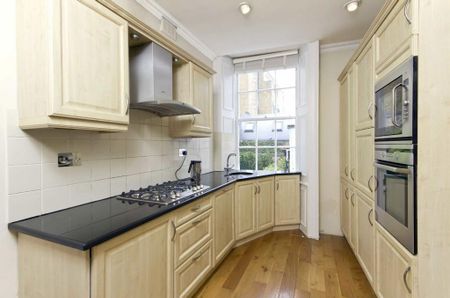 3 bedroom flat to rent - Photo 2