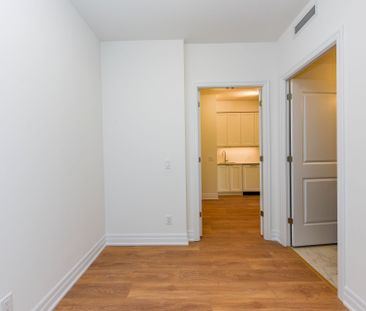 For Lease - 30 Elm Drive Unit# 206, Mississauga, Ontario - Photo 2