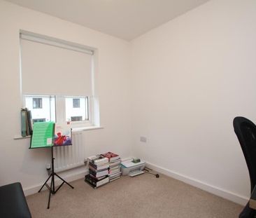 Sorrel Place, Stoke Gifford - Photo 4