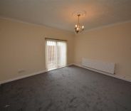 2 bed House - End Terrace for Rent - Photo 1