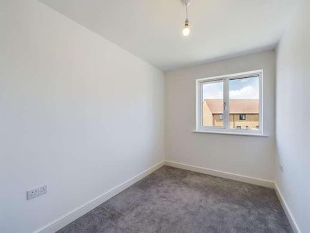 Cornfield Lane, Kingsnorth, TN25 - Photo 4