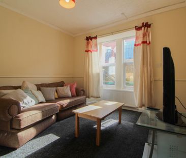 110 Berkeley Street - Photo 6