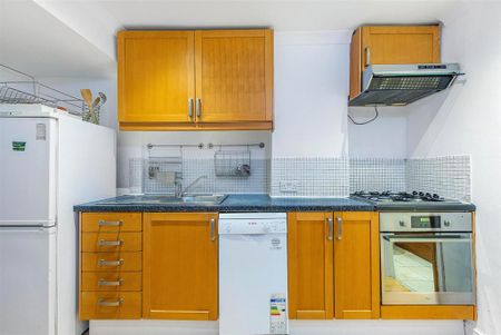 1 bedroom flat to rent - Photo 3