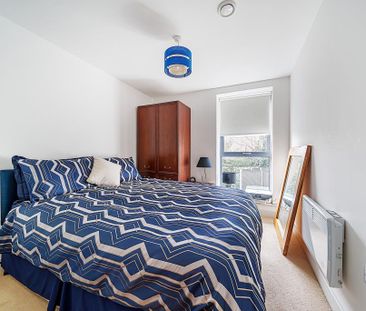 2 bedroom apartment to rent - Photo 2