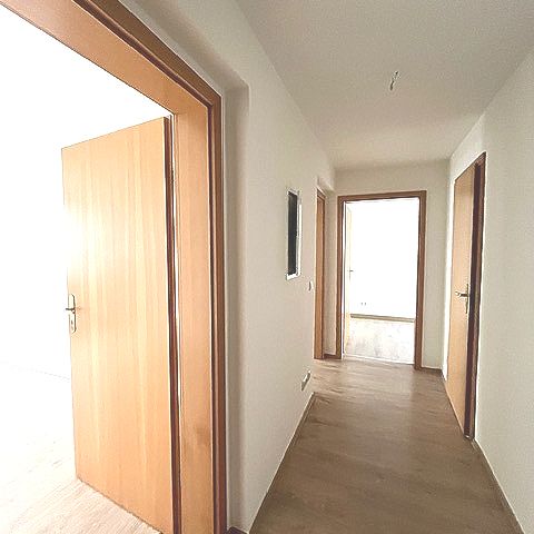 TOP 3 Raumwohnung mit Balkon - Foto 1