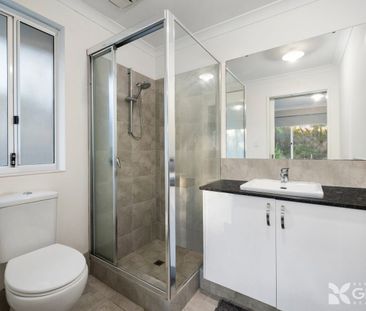 Spacious Family Home in Sought-After Wannanup Location - Photo 6