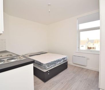 1 bedroom property to rent - Photo 2