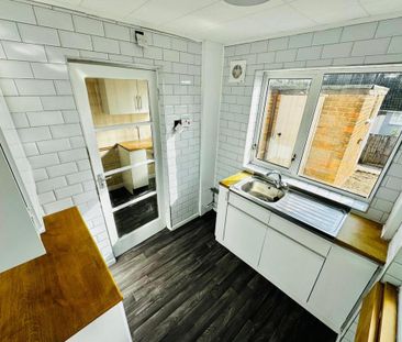 2 bedroom semi-detached house to rent - Photo 1