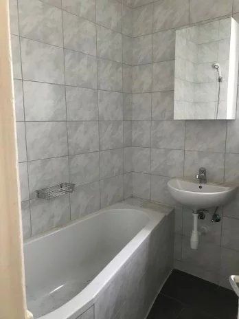 Appartement de 2.5 pièces au 3ème étage - Photo 2
