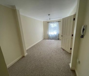 Malabar House, Orchard Close - Photo 1